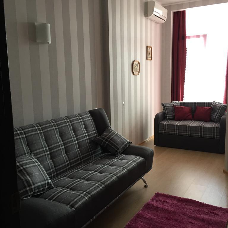 Ferienwohnung Town-House Golden Bugaz Karolino-Buhaz Exterior foto